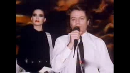 Robert Palmer - Addicted To Love [1986]