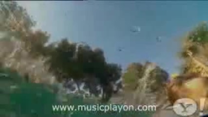 David Guetta - Sexy Bitch (feat. Akon) (2009) (musicplayon.com)