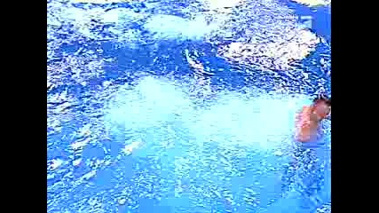 Люси - Серазвития Талант На България(кара ме да се чуствам горд от факта че е и спечелияла на това състезание и е представила Бг