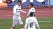 Шедьовър на Иван Минчев даде два гола аванс на "белите" срещу Черно море