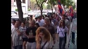 Арменци гориха унгарски знамена пред посолството на Будапеща  в Ереван