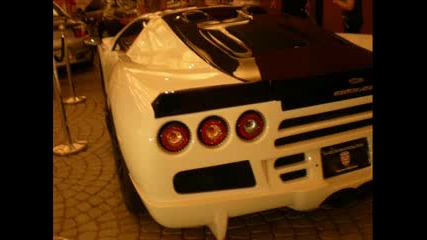 Супер кола в Дубай 