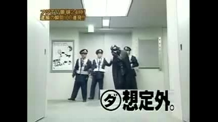 Darth vader vs. japonise police