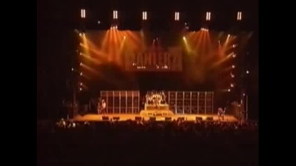 Pantera - Cowboys From Hell ( live at ozzfest ) 
