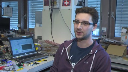 Austria: Student builds high-tech elasticity measuring machine out of LEGO