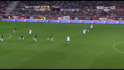Cristiano Ronaldo vs Sevilla (a) 10 - 11