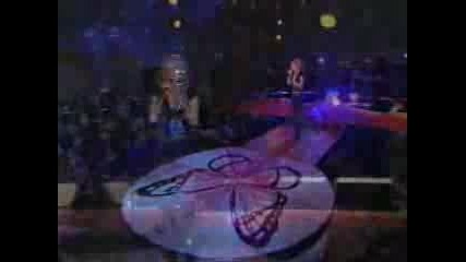 Mariah Carey - Yours Live Shinging Through the rain
