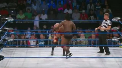 Leg Hook Ddt - The Pope D'angelo Dinero