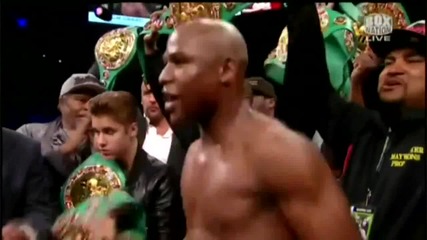 Justin Bieber at the Mayweather vs Cotto Fight - May 5, 2012