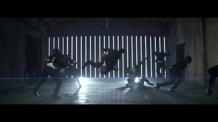 Chris Brown - Turn Up The Music ( Official Video )