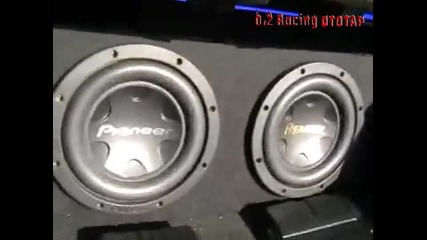 Стабилен бас от Pioneer в Honda Civic