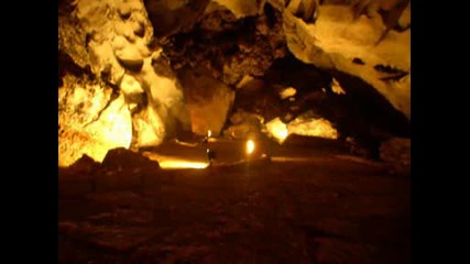 инж. Колев в пещера Магурата
