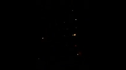 Коледни Светлини нa зaгaсенa лaмпa
