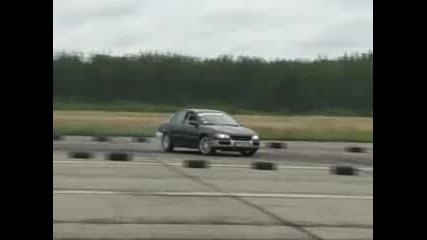 Opel Omega Biturbo Szefer Drifting