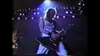 Def Leppard - Billys Got A Gun