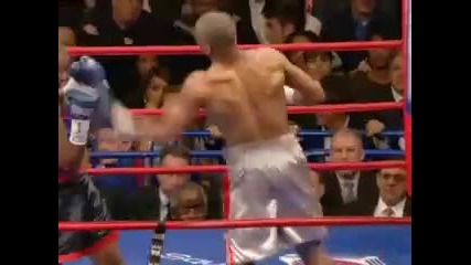 Roy Jones Jr срещу Trinidad 