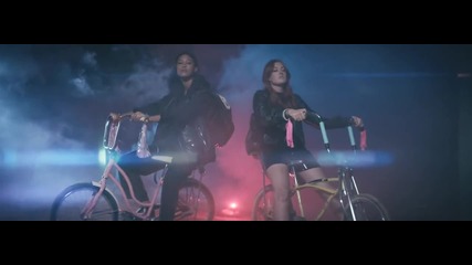 Icona Pop - Girlfriend // Официално Видео //