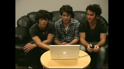Jonas Brothers Live Chat 28th May 2009 Part 1