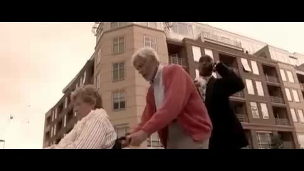 Трудно е да си Бог!
