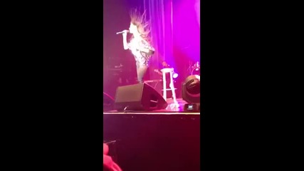 Nicole Scherzinger - Pretty ( Killer Love Tour 2012) -