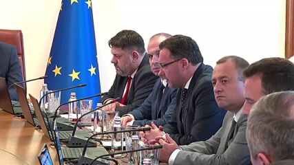 Росен Желязков: Тол камерите ще санкционират движение в аварийната лента