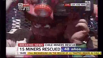 Чилийските миньори - Петнадесетият изваден миньор! 