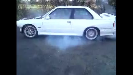 E30 M3 Burnout (e34 M5 engine conversion) 