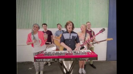 Sheppard - Let Me Down Easy