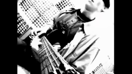 Kitartas - Titkolt Ellen (six feet under Cover) 