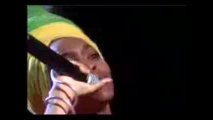 Erykah Badu &amp; Jimmy Cliff - No Woman..