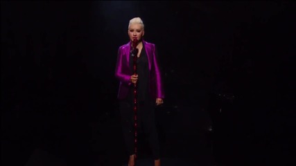 Christina Aguilera - Beautiful( Live Hurricane Sandy Coming Together)