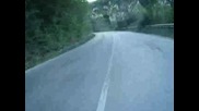Как Куче Ми Изкочи На Пътя С Мотора