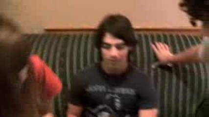 Scratch and Sniff Jonas