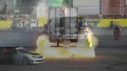 Кен Блок с неговата Impreza на каданс.