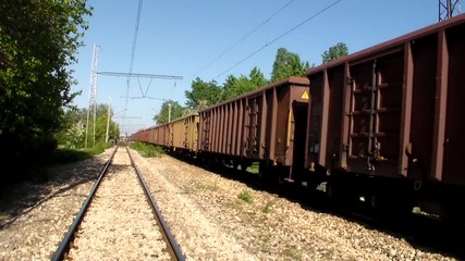 43 517 с товарен влак