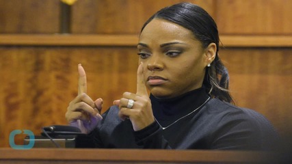 Aaron Hernandez Fiancee Says She was Instructed to Remove Box