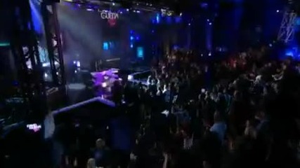 Kelly Rowland David Guetta - When Love Takes Over live on Lopez Tonight Show 2010 Grammy Awards 