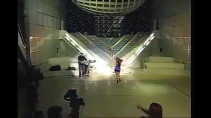 Nella Vidakovic - Vrele usne