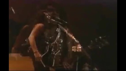 Kiss - Heavens On Fire (live) 