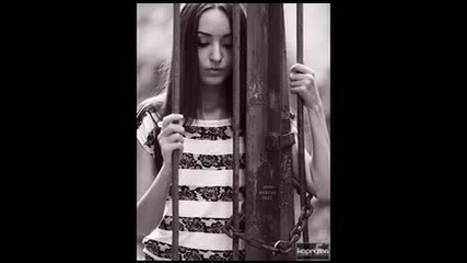 Demi Lovato - Give Your Heart A Break