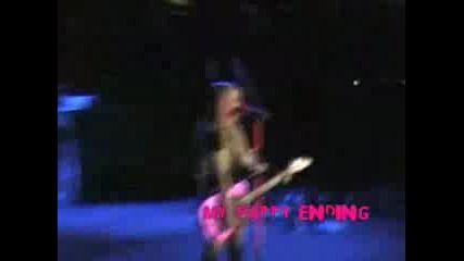 Avril Lavigne - My Happy Ending Live