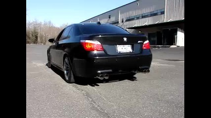 Пичага настъпва Bmw M5 E60 