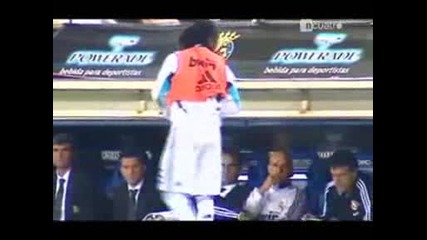 Играч на Реал Мадрид заспа по време на мач - Жулиен Фубер