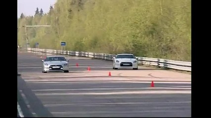 Nissan Gt - R R 35 Hks Gt570 Vs Nissan Gt - R R 35 Stage 2