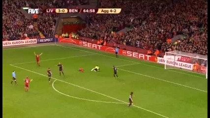 Liverpool v Benfica - Fernando Torres Skill & Replays 