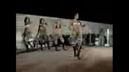 Момичета Които Танцуват В Ирак