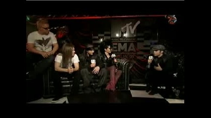 Ema Mtv 2oo9 Tokio Hotel backstage with Pete Wentz 