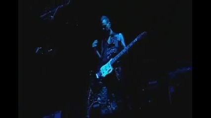 Превод - Placebo - I'll Be Yours (liveinparis)