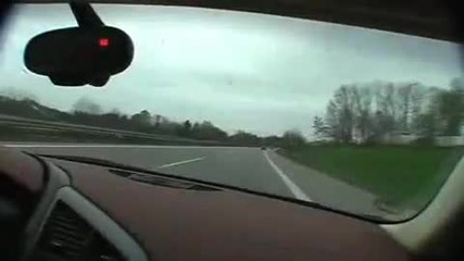 Ауди R8 Вдига 320 Км/ч на Германската Магистрала 