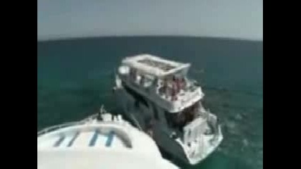 челен удар между яхта и кораб